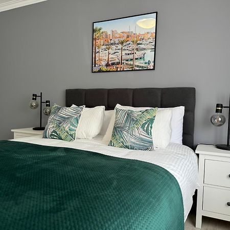 Princess Retreat Beautiful Modern Aprt 2 Min Walk From Quarteira Beach Ngoại thất bức ảnh
