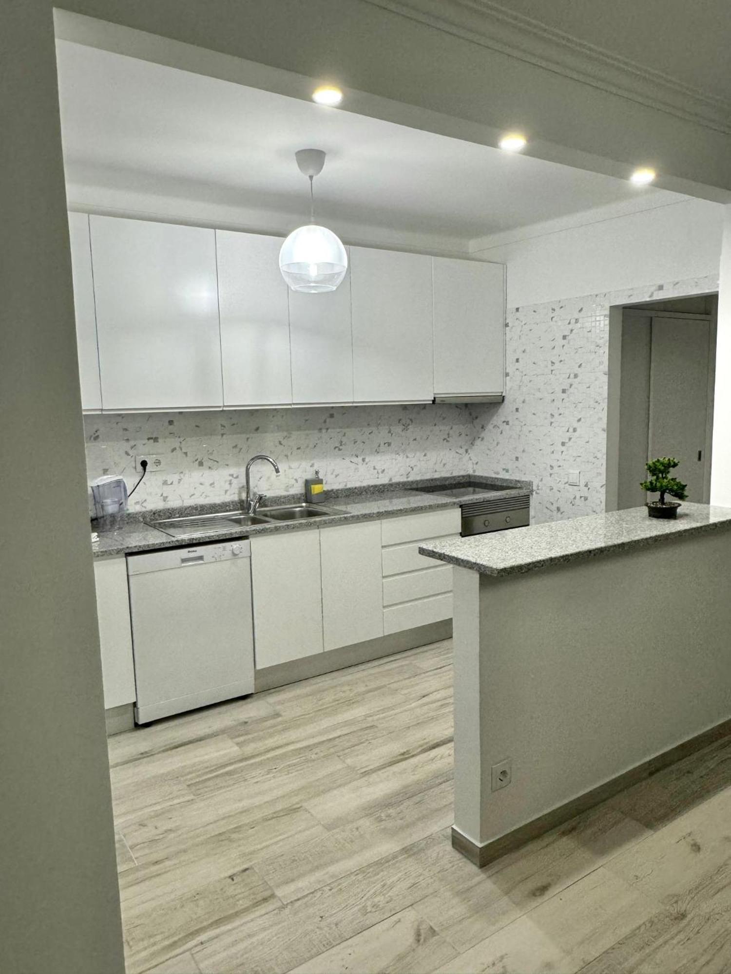 Princess Retreat Beautiful Modern Aprt 2 Min Walk From Quarteira Beach Ngoại thất bức ảnh